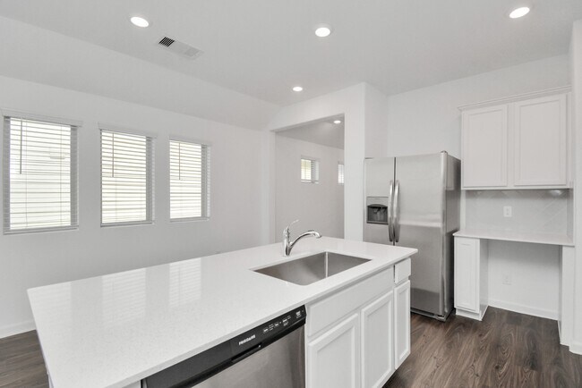 Building Photo - 15827 Bremore Dr