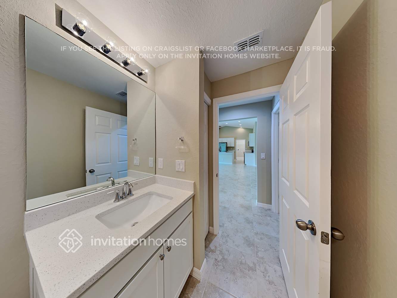Building Photo - 311 Tandil St
