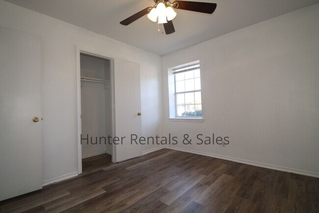 Building Photo - North Killeen!