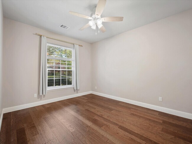 Building Photo - 3410 Marywood Dr