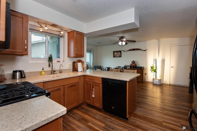 Building Photo - 11239 E 27th Pl