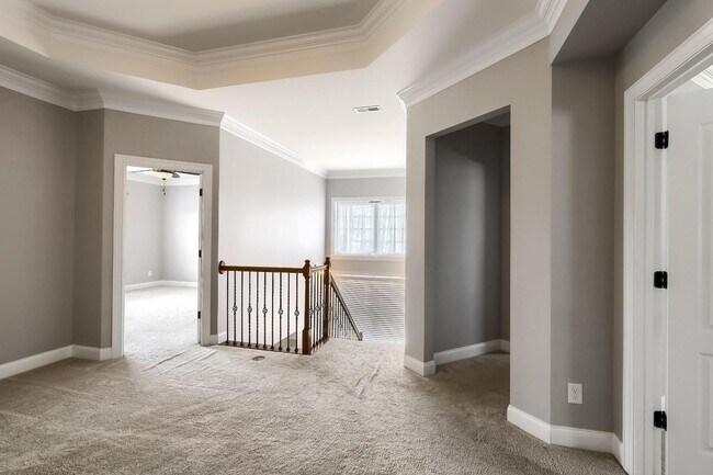 Building Photo - 5 Bedroom single family home in Mooresville