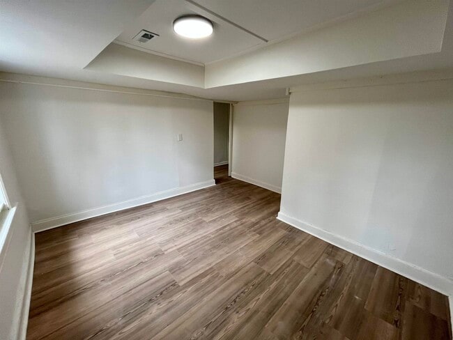 Building Photo - 500 Ridge St