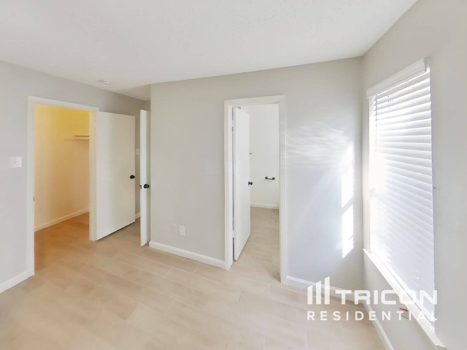 Building Photo - 2625 Sam Houston Dr
