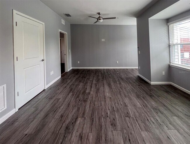 Building Photo - 204 NW 18th St