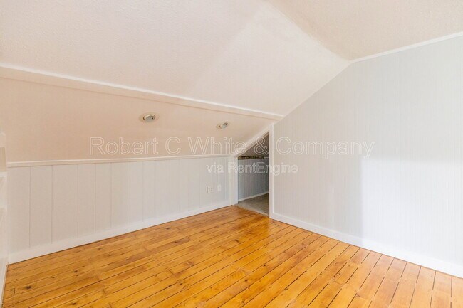 Building Photo - 257 Scantic Rd