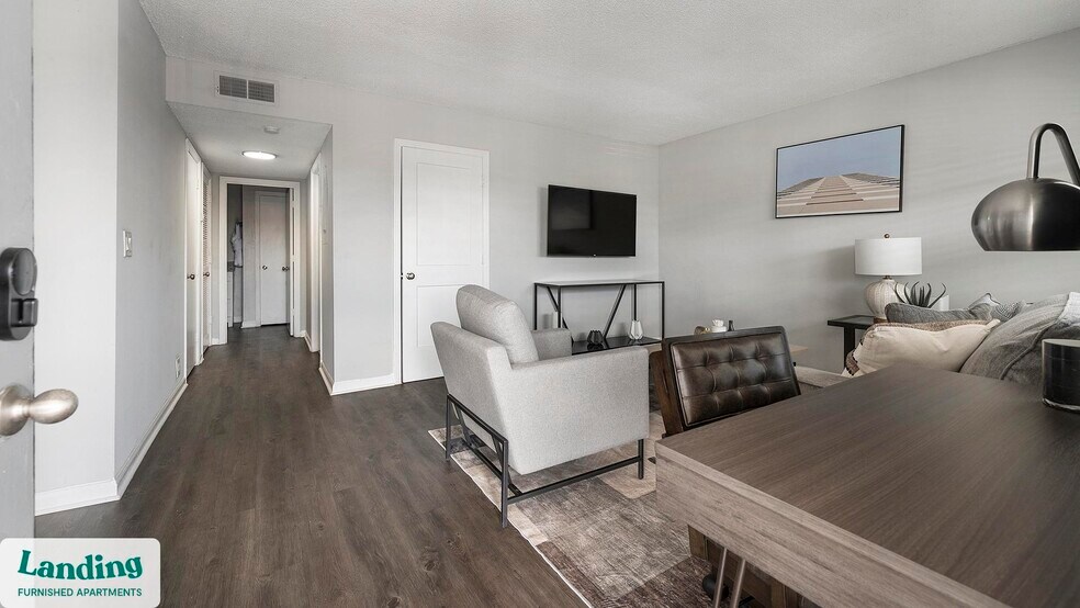 Building Photo - 231 New Shackle Island Rd