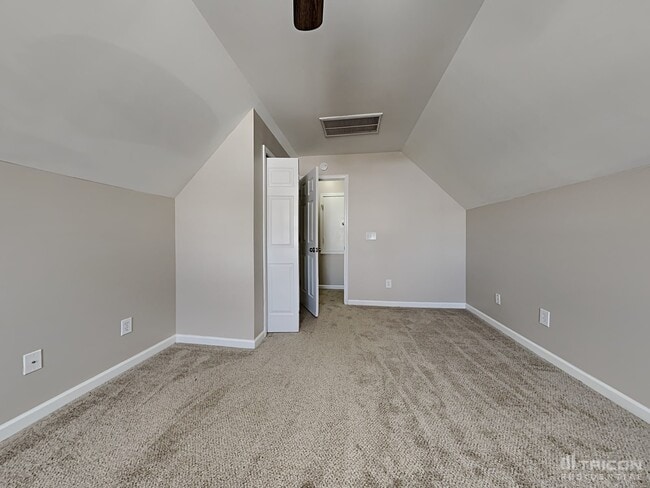 Building Photo - 409 Baneberry Ln