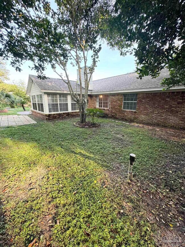 Building Photo - 6740 Bunker Hill Cir