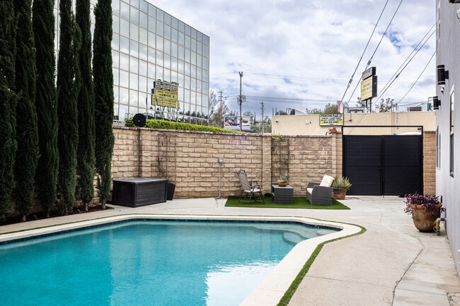 Building Photo - 22822 Leonora Dr