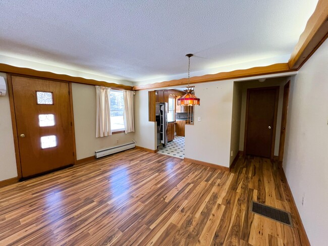 Building Photo - 468 Brunswick Ave