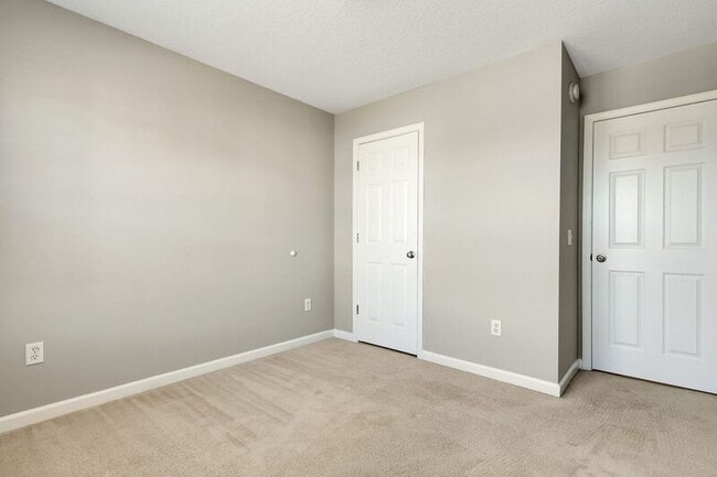 Building Photo - 850 Canyon Oak Loop