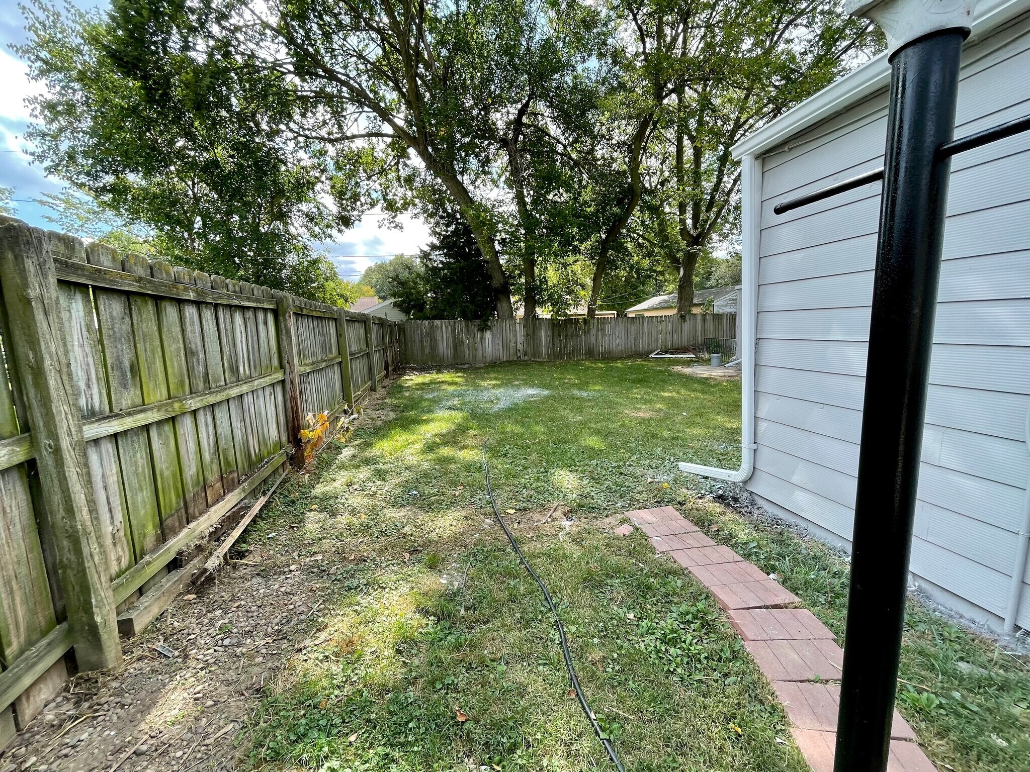 Privacy fenced in back yard. - 3814 10th Avenue Ct