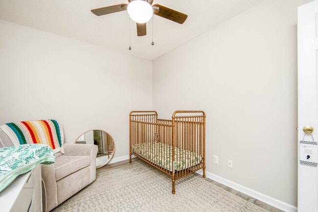 Building Photo - 2713 Leabrook Dr