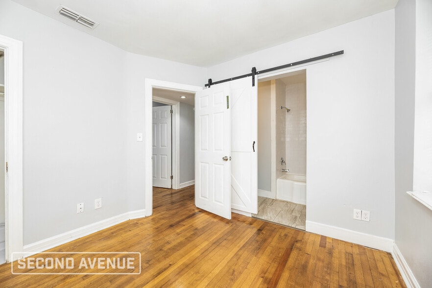 Building Photo - 2214 Wilson St