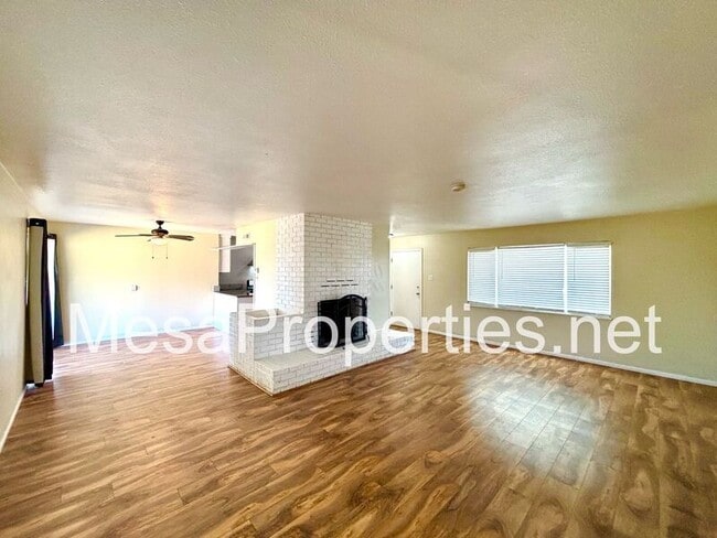 Building Photo - 15090 Acoma Rd