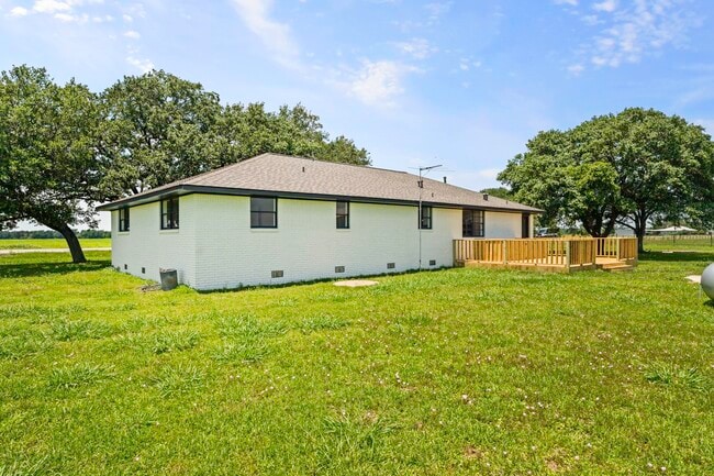 Building Photo - 2606 Long Ln