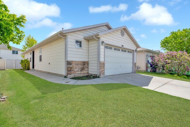 Building Photo - 286 Caleb Dr