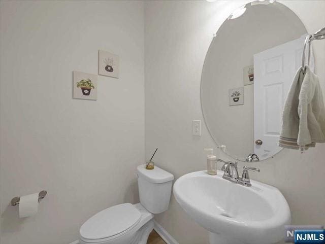 Building Photo - 12 Litchfield Ln