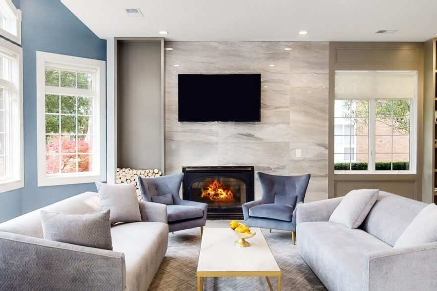 Primary Photo - Pleasure Bay