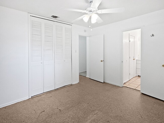 Building Photo - Corner-lot Home / 1.5 Bathroom Home