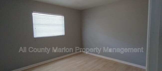Building Photo - 5360 SE 28th St