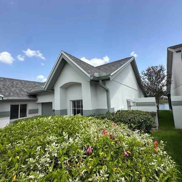 Primary Photo - 5669 Parkview Lake Dr