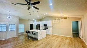 Building Photo - 1432 Kingston Way