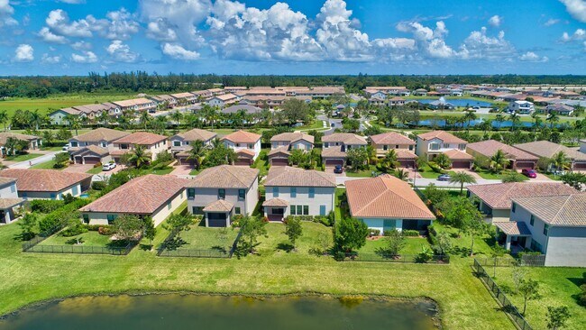 Building Photo - 4543 Sandy Cv Ter