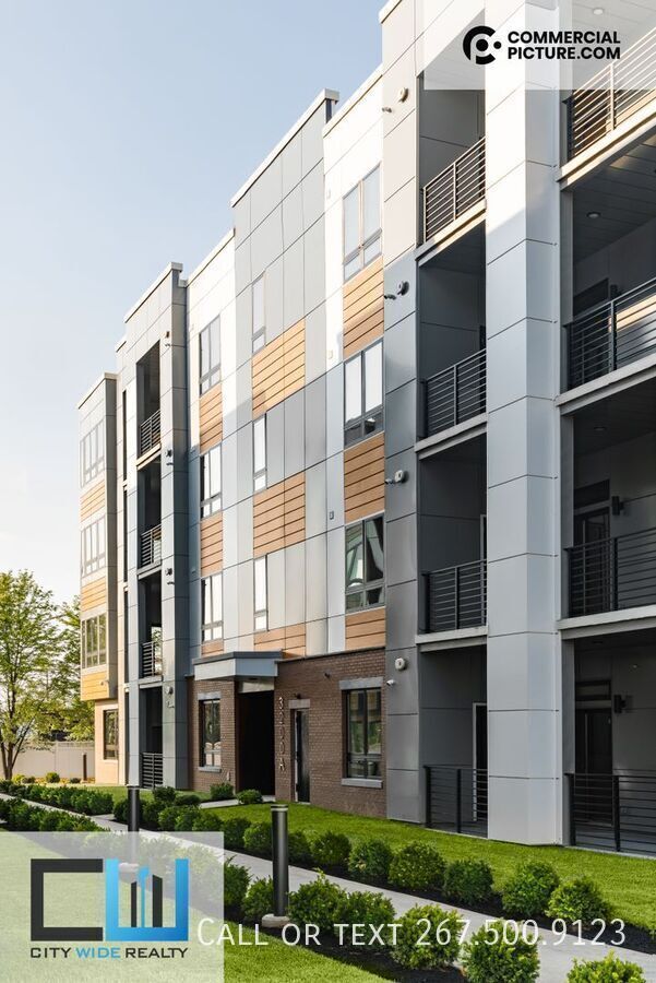 Building Photo - 3202 Capri Dr