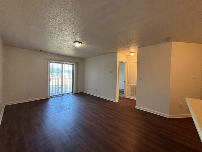 Building Photo - 6403 Starbrook Dr