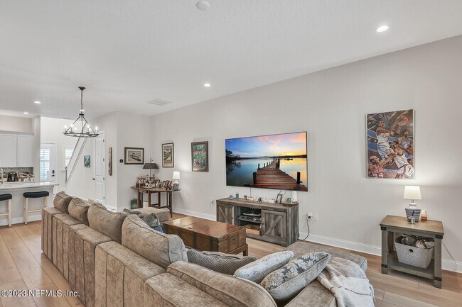 Building Photo - 158 Liberty Bell Rd