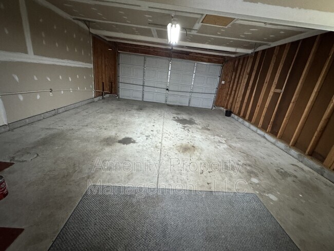 Building Photo - 200 Maryfield Ct