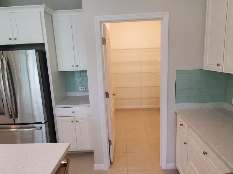 Building Photo - 276 Carlino Dr