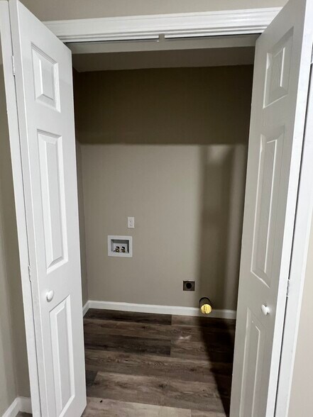 Laundry Closet - 381 Big Hill Rd