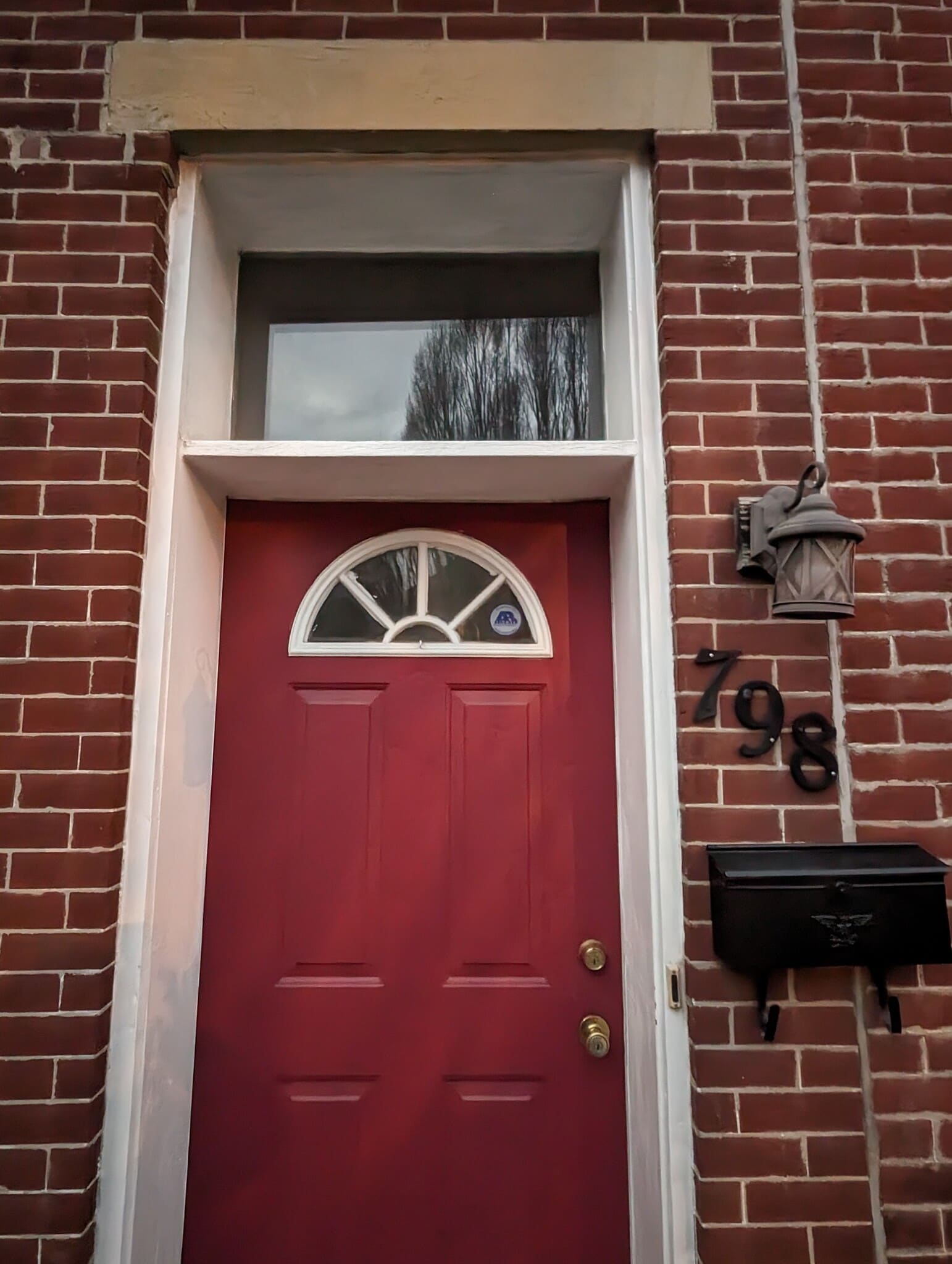 Entrance - 798 Oak St
