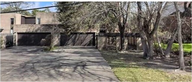 Primary Photo - 4560 Bellaire Blvd