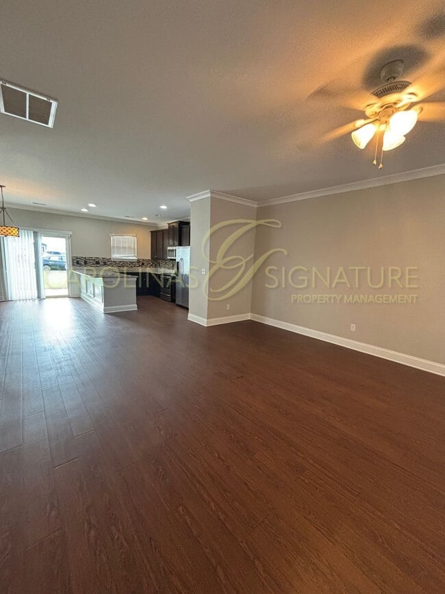 Building Photo - 3BR/2.5BA Townhouse in Settlers Landing; E...
