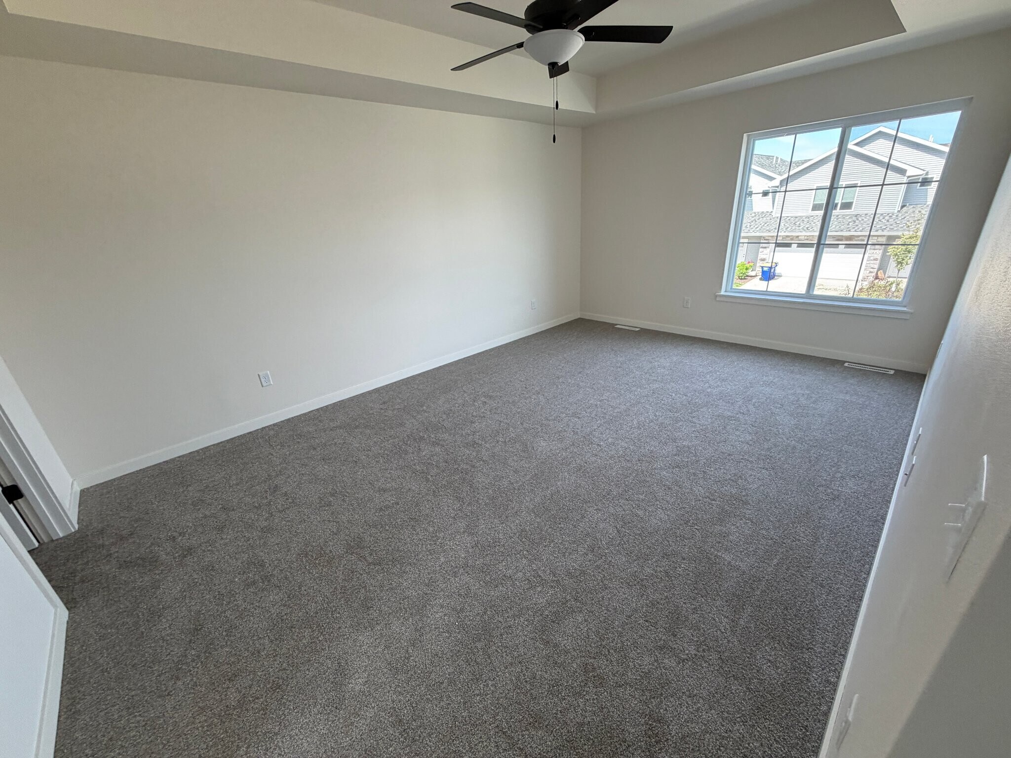 Building Photo - 1648 Aspen Ct