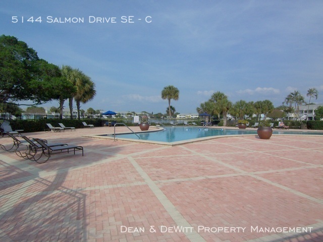 Building Photo - 2/1 at Waterside at Coquina Key - Gated Co...