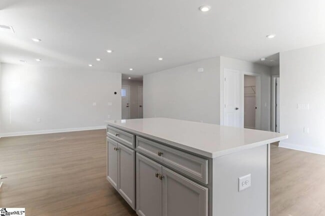 Building Photo - 1130 Bulrush Dr