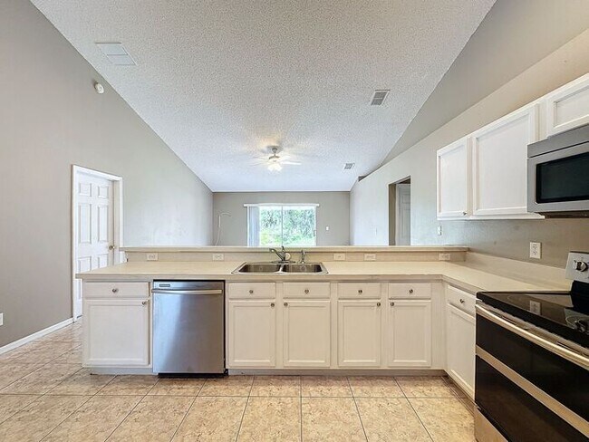 Building Photo - Poinciana single family home in Village 7,...