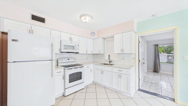 Building Photo - 5261 48th Terrace N
