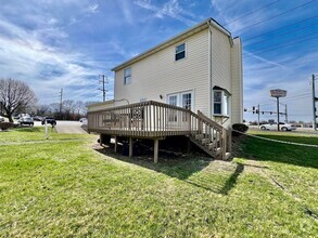 Building Photo - Fully Furnished Rental Property