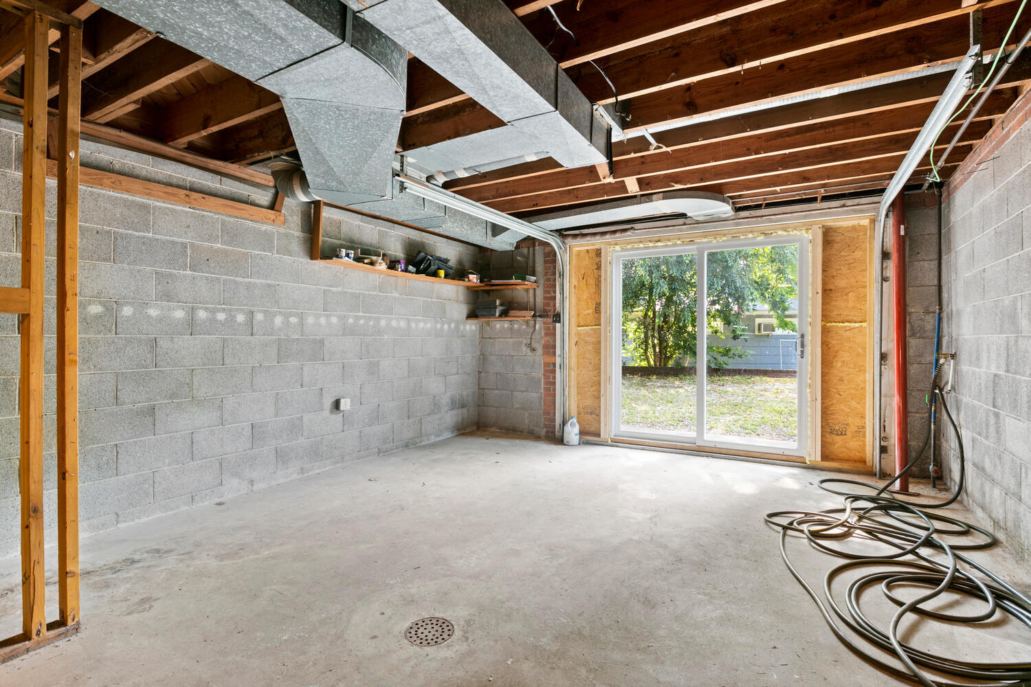 Building Photo - 68 Wilshire Dr