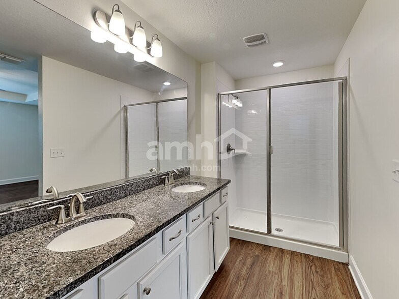 Building Photo - 2906 Calebs Cove Way