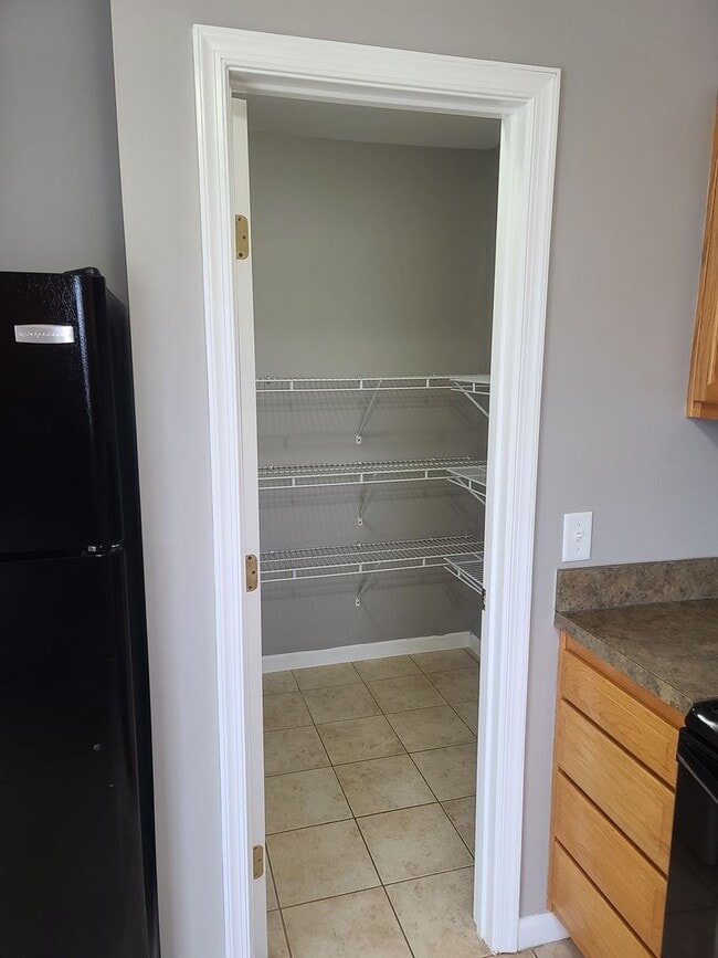 Building Photo - 3 Bedroom Townhome for Rent in Waynesboro!
