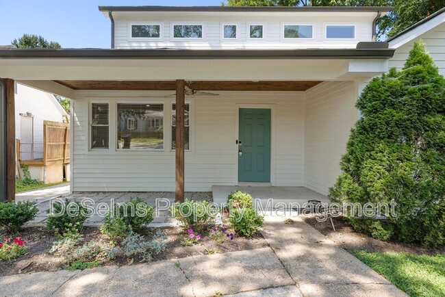 Building Photo - 227 53rd Ave N