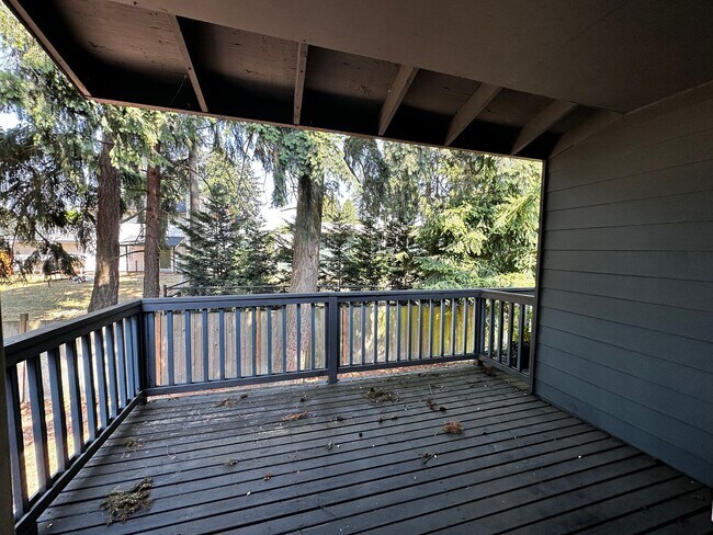Building Photo - 1819 S 93rd St