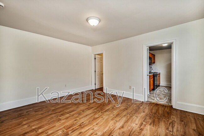 Building Photo - 4515 N Marvine St